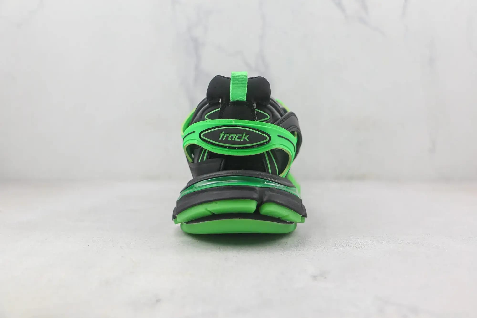 Balenciaga — Produktbild