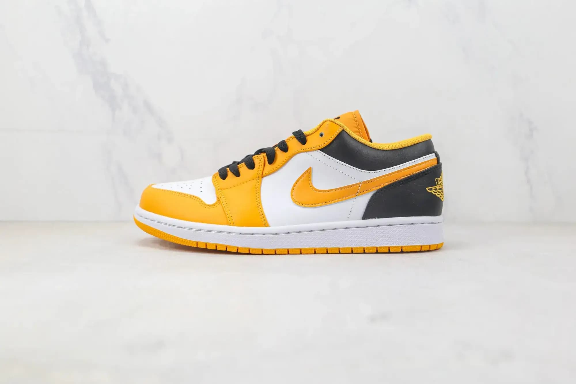 Jordan Nike Air Jordan 1 Low Taxi