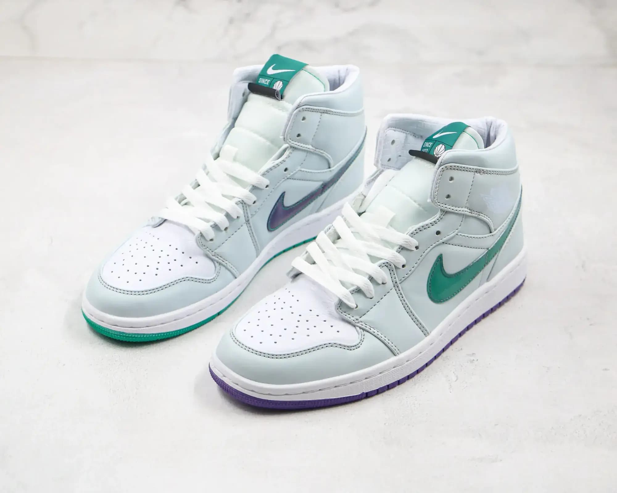 Jordan NIKE Air Jordan AJ1 Mid — White green blue