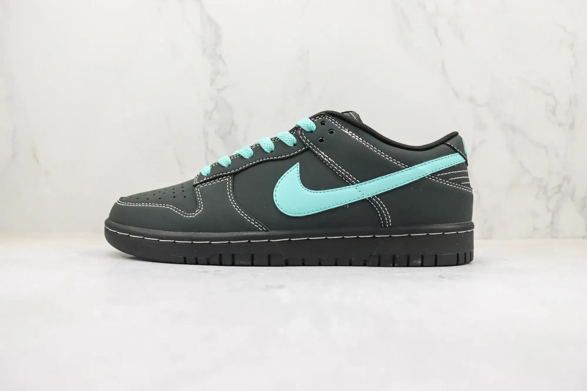 Nike Dunk Low SE — Black Blue