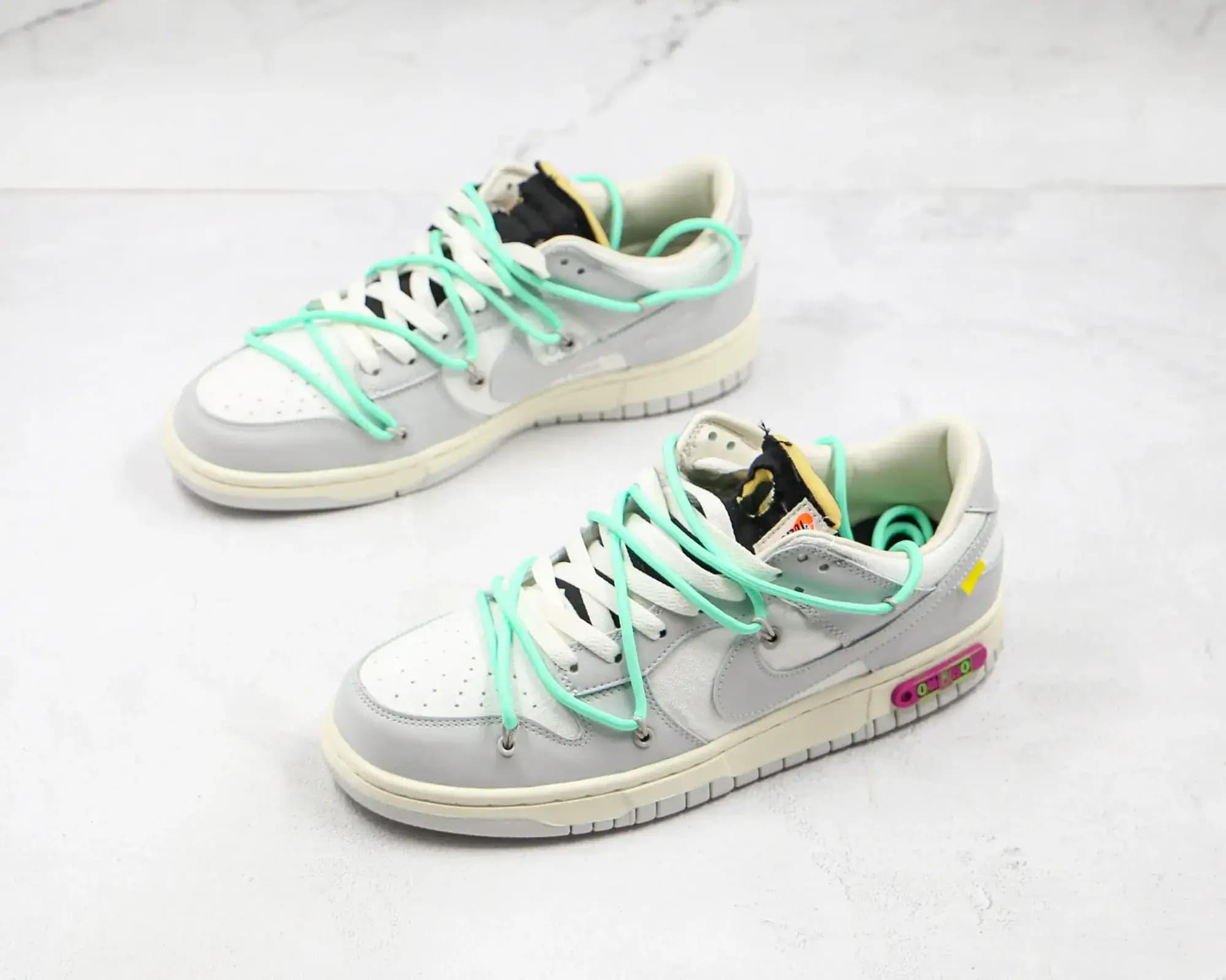 Nike Off-White x Nike Dunk Low 50 — Gray white green label