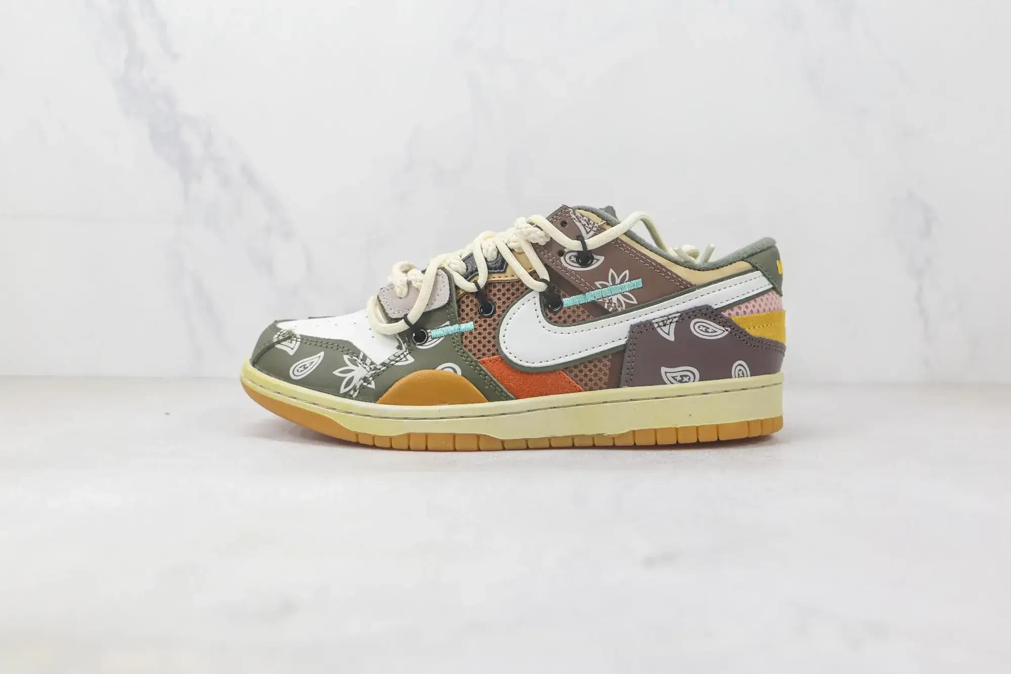 Nike Dunk Low Scrap Archeo — Brown