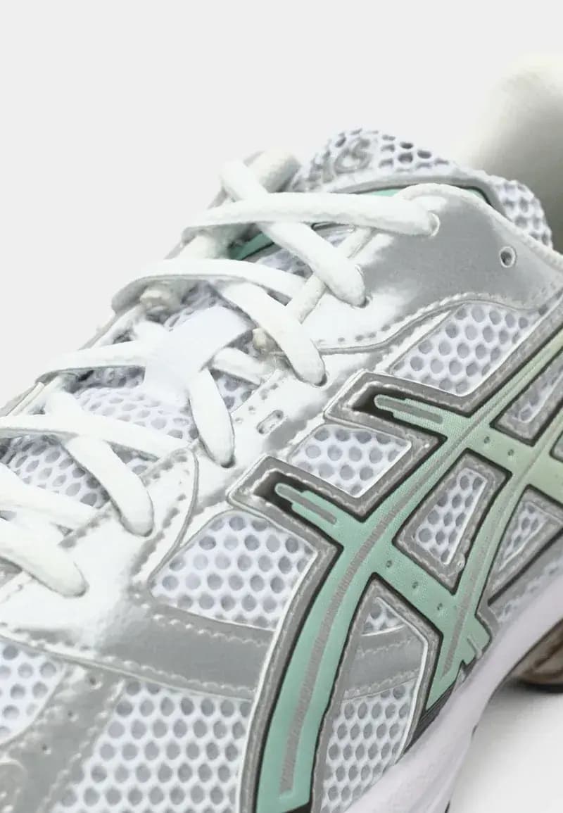 Asics — Produktbild