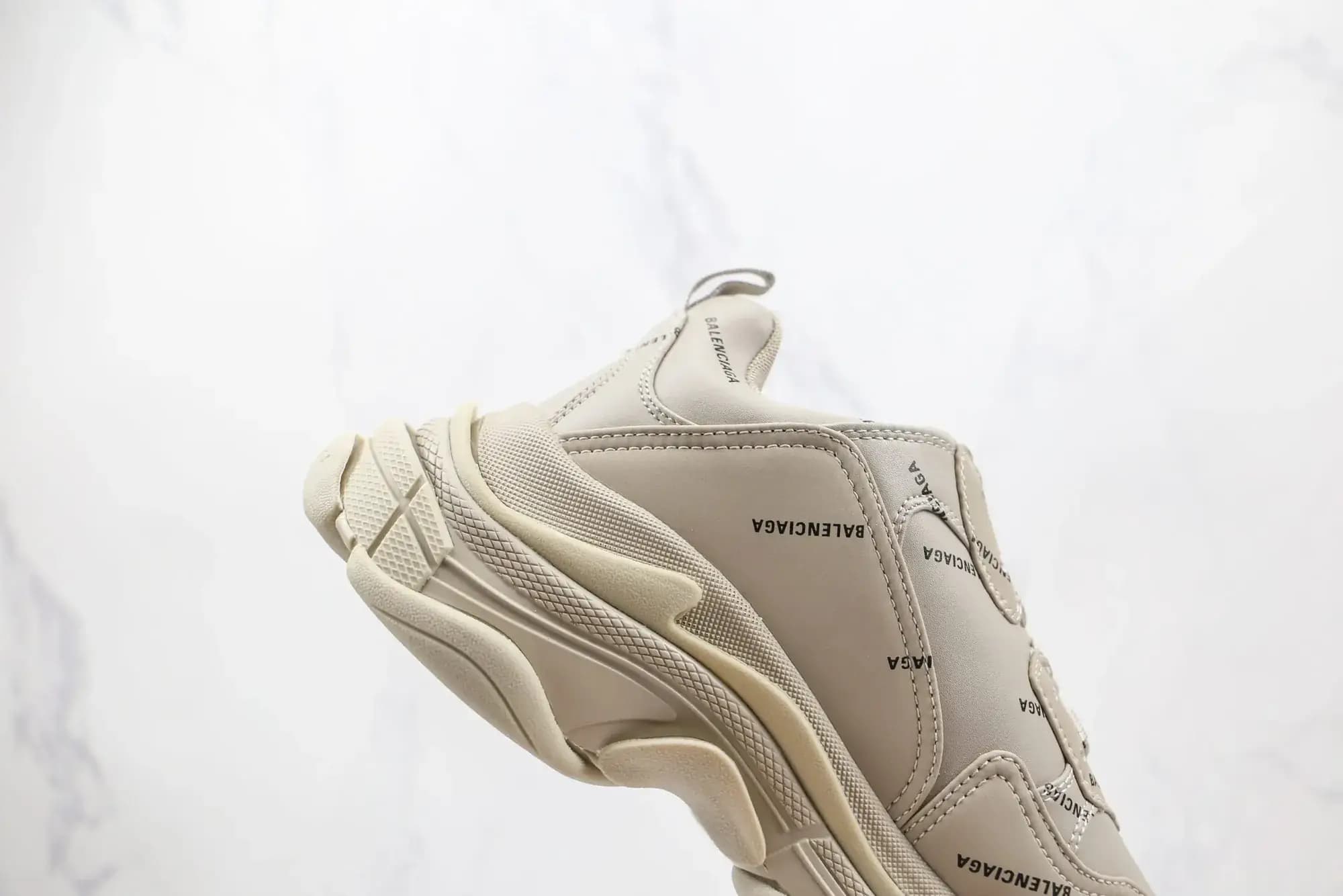 Balenciaga — Produktbild