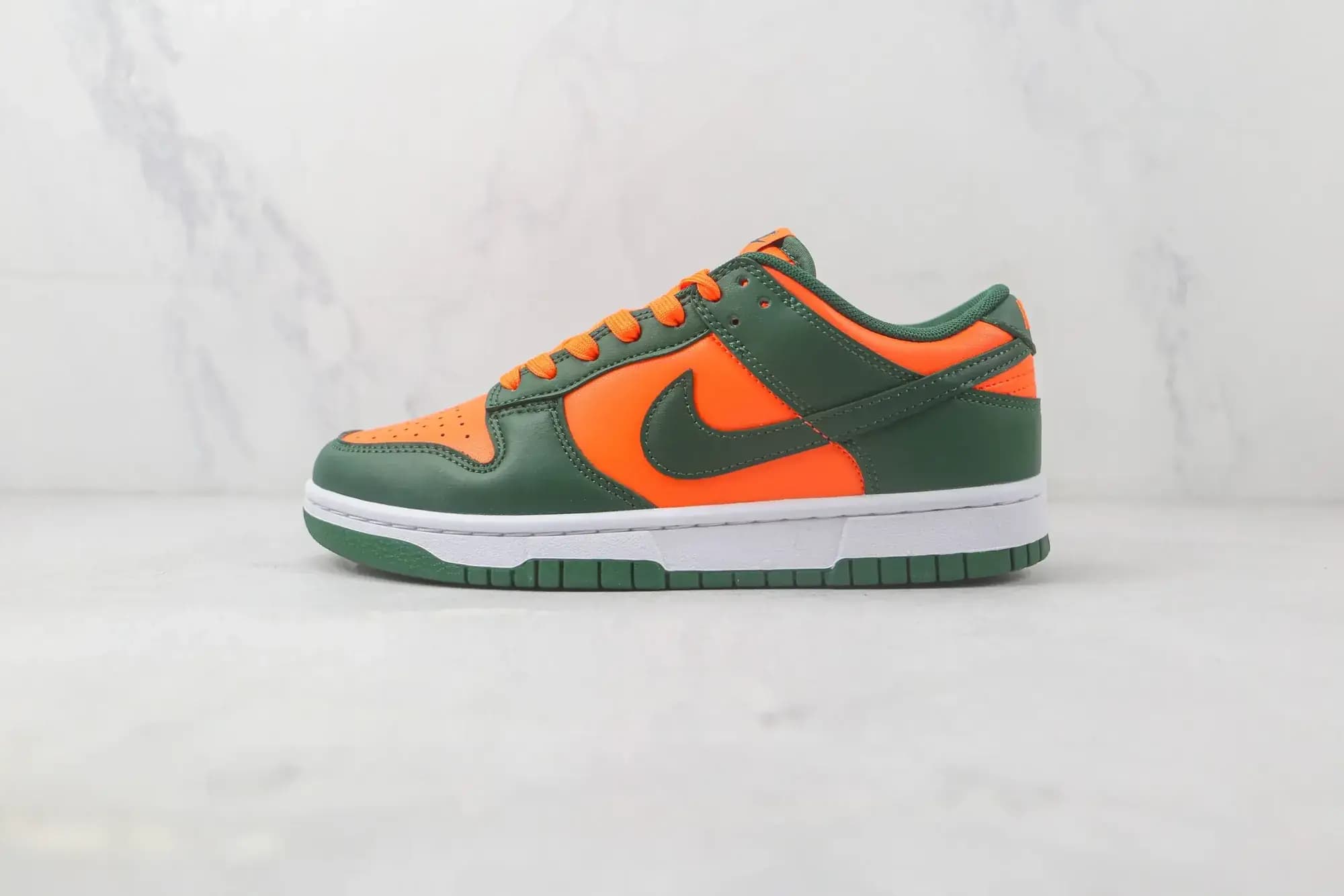 Nike Dunk Low Retro Miami Hurricanes