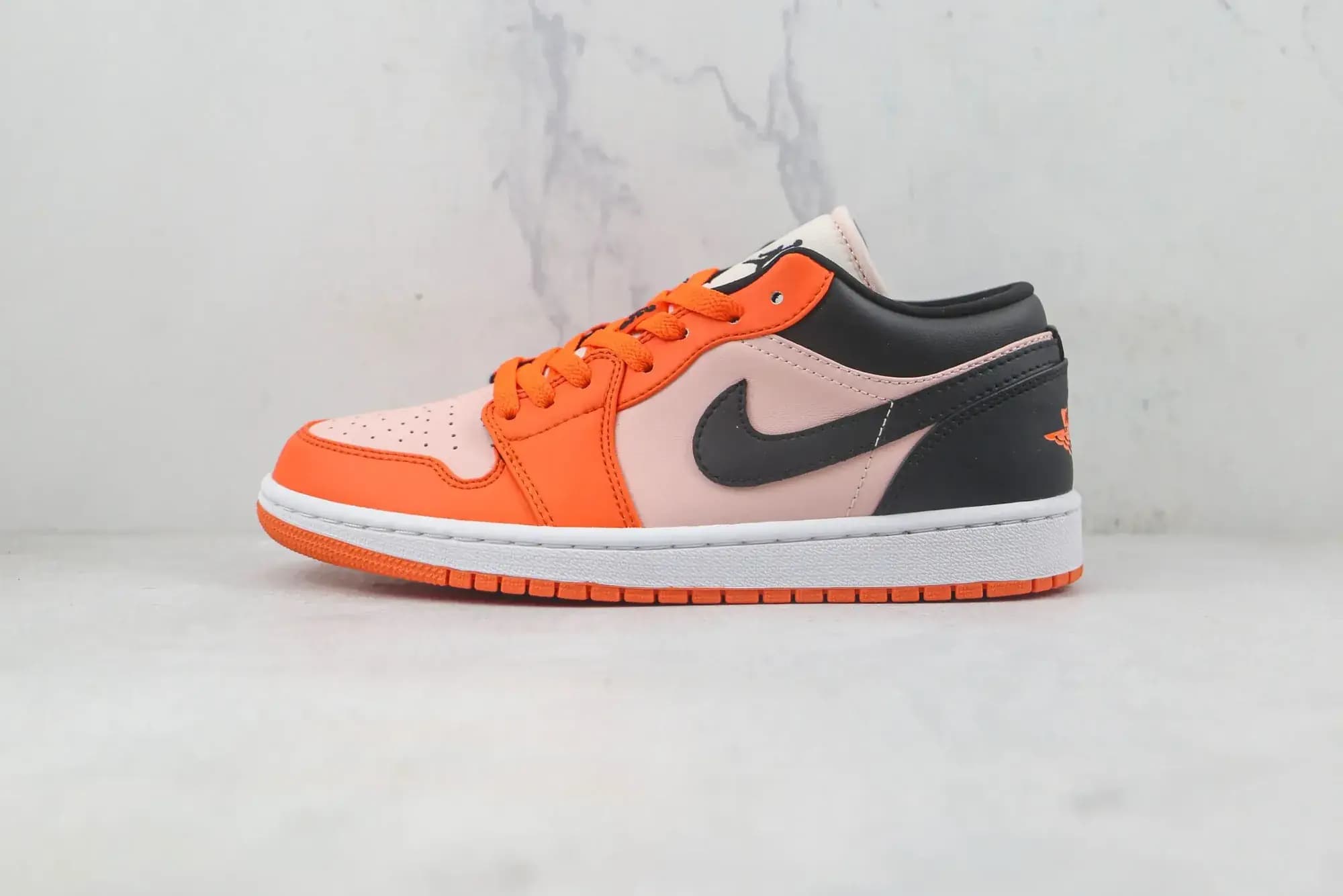 Jordan Nike Air Jordan 1 Low — Orange Black
