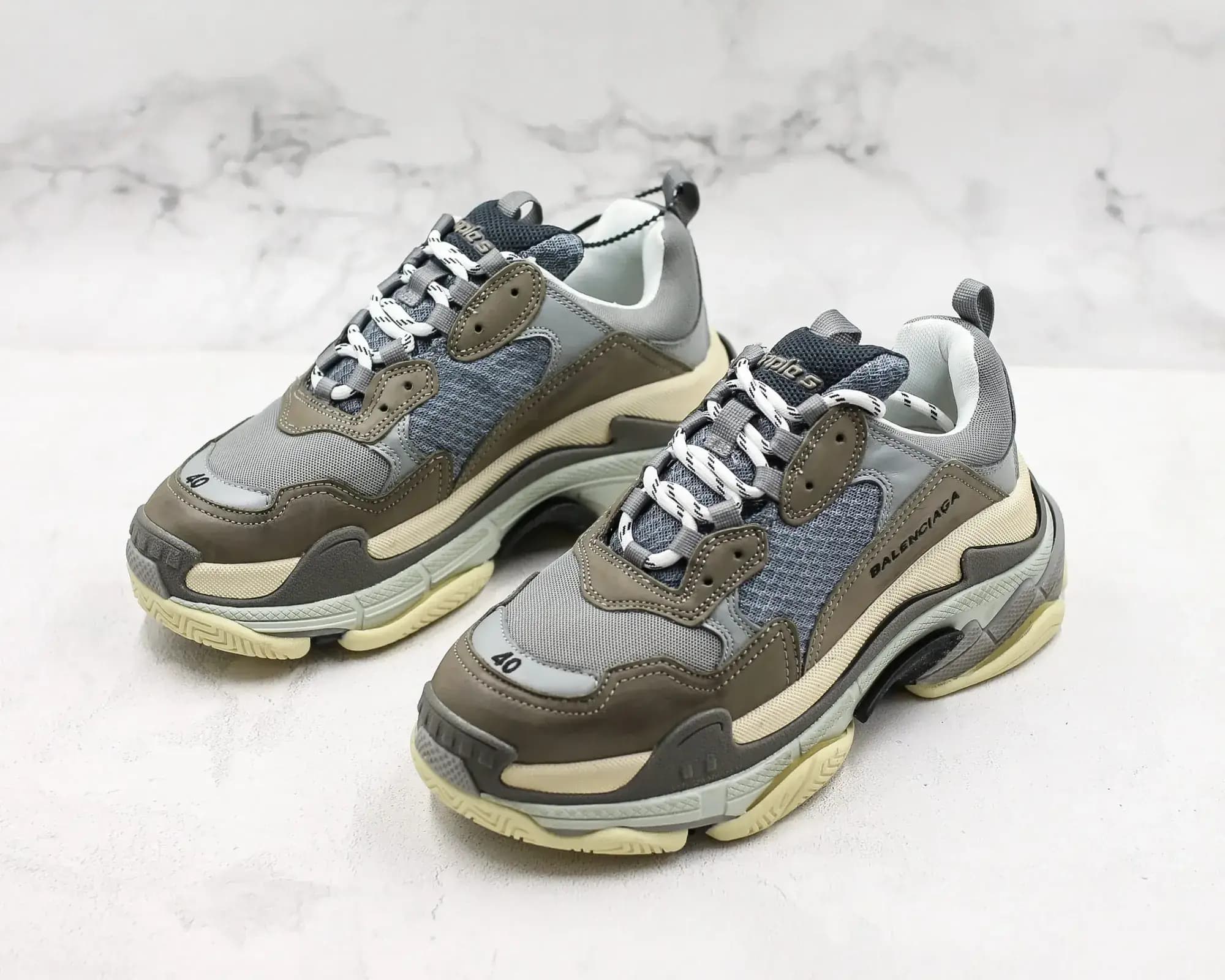 Balenciaga — Produktbild