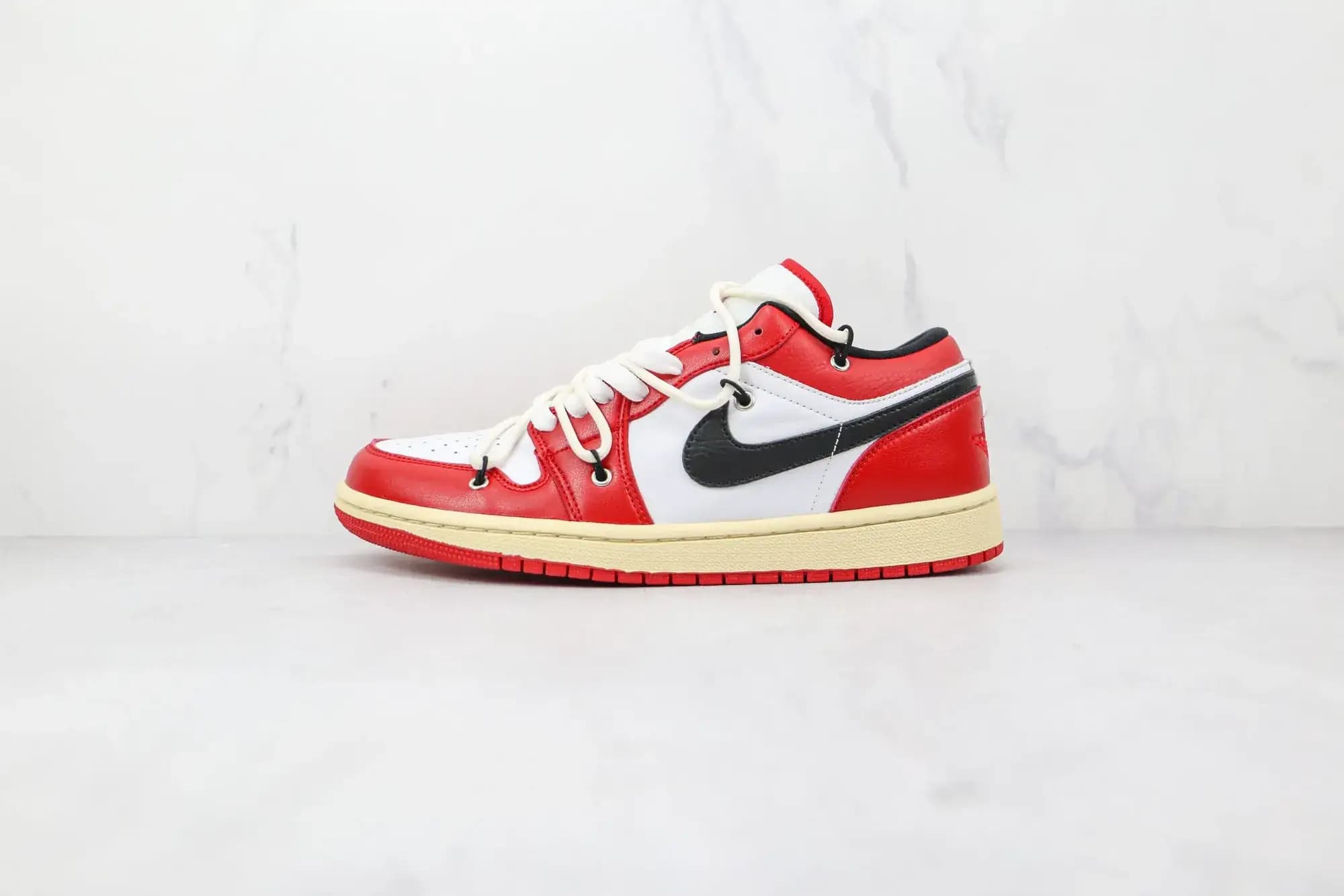 Jordan NIKE AJ1 Air Jordan 1 low Ow co branded — white red