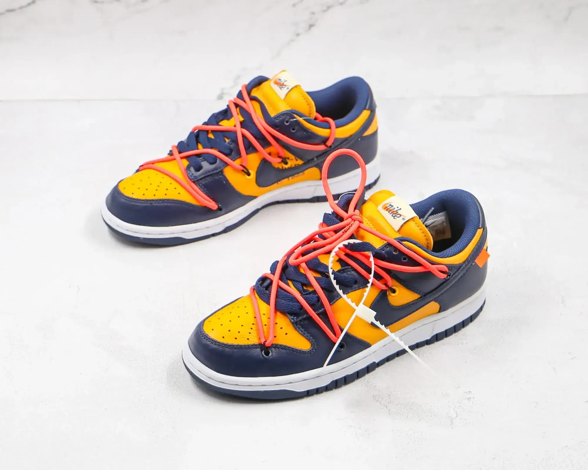 Nike SB Dunk Low obsidian